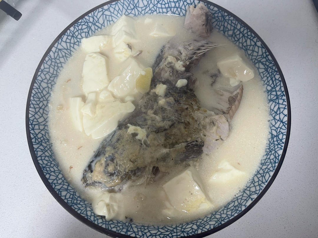 鲫鱼豆腐汤