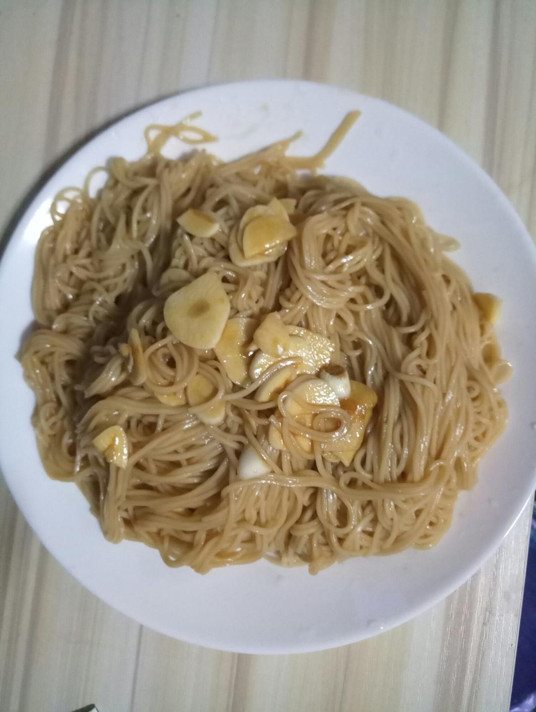 蒜面条