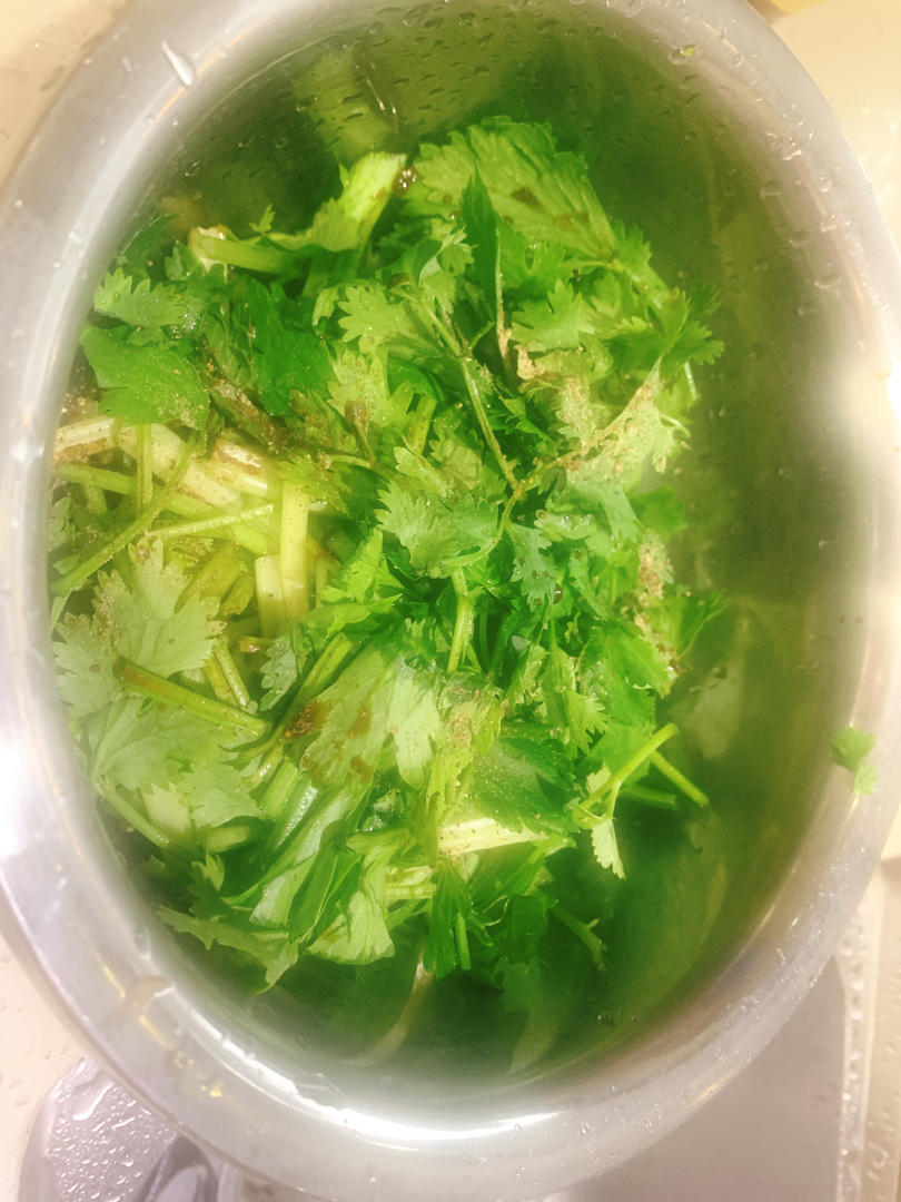 超简单美味的香菜汤
