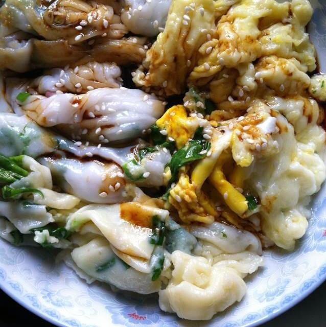 酸豆角瘦肉肠粉