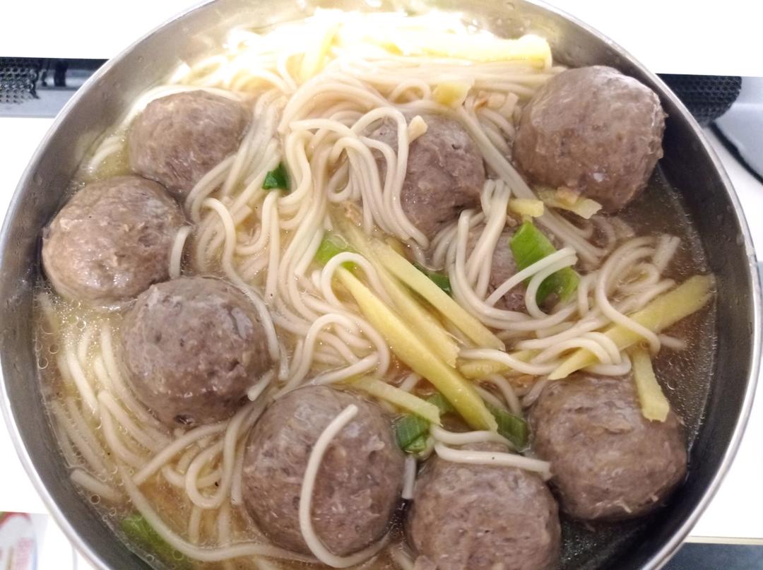 潮汕牛肉丸粉丝汤