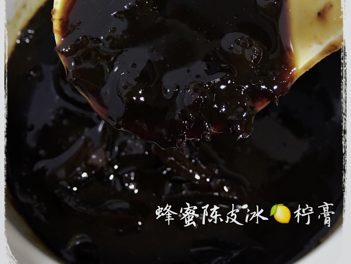 蜂蜜陈皮冰糖柠檬膏的做法