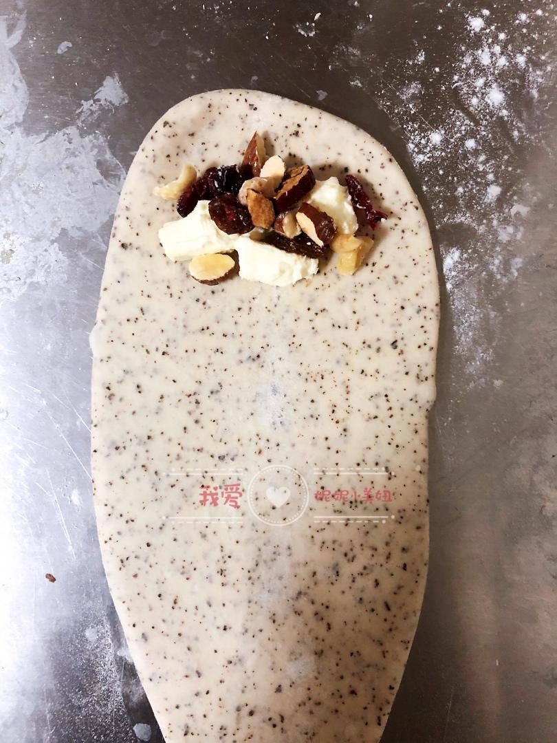 伯爵红茶果仁奶酪贝果