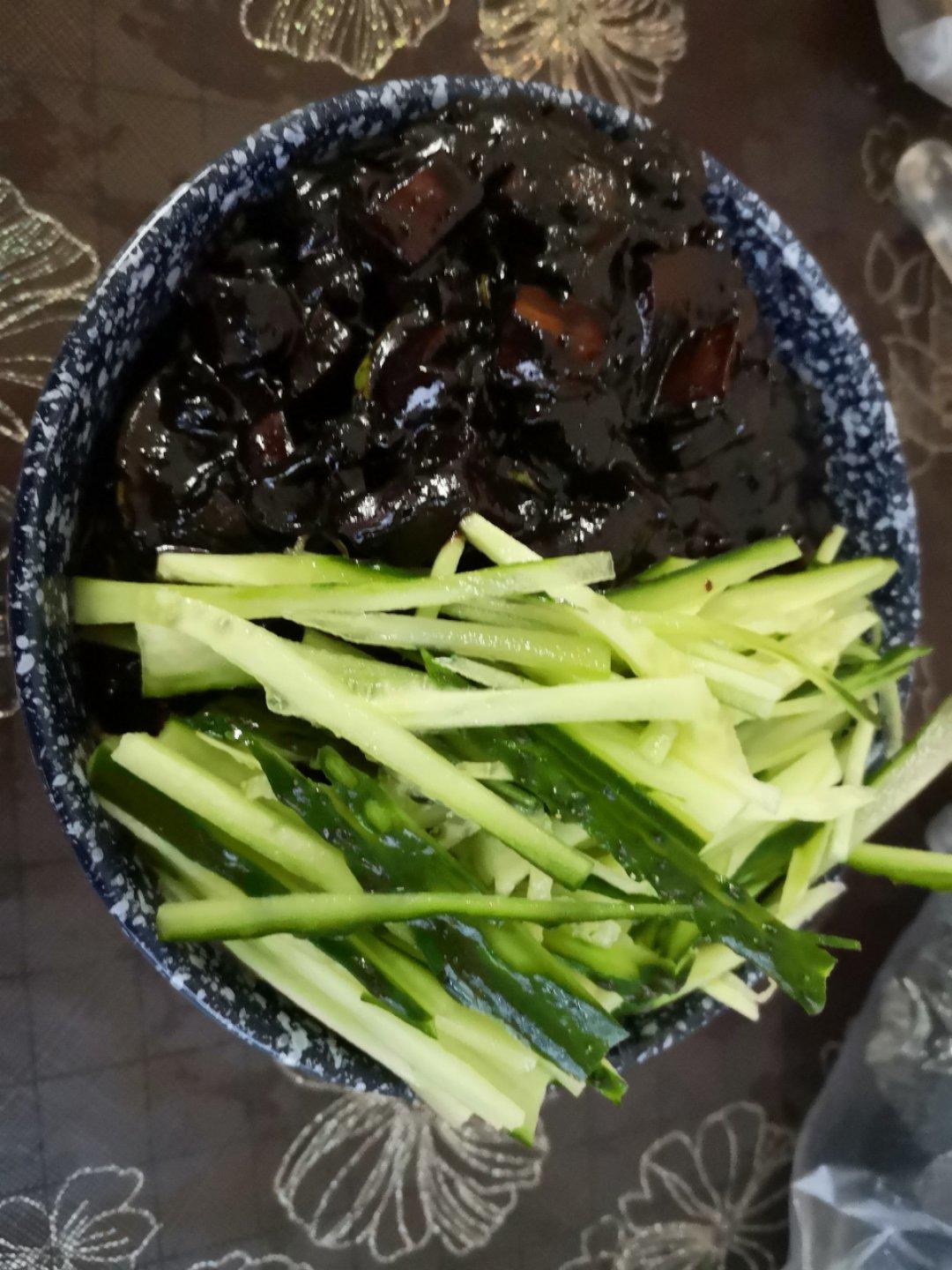 韩式炸酱面