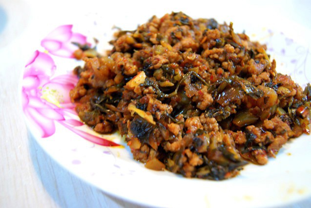 腌菜炒牛肉
