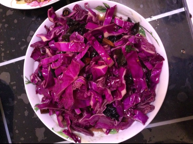 紫甘蓝拌黑木耳