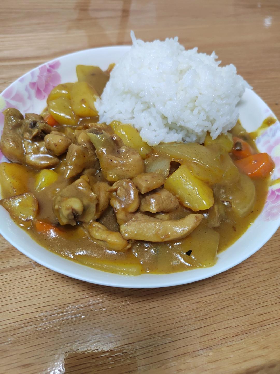 咖喱鸡肉饭
