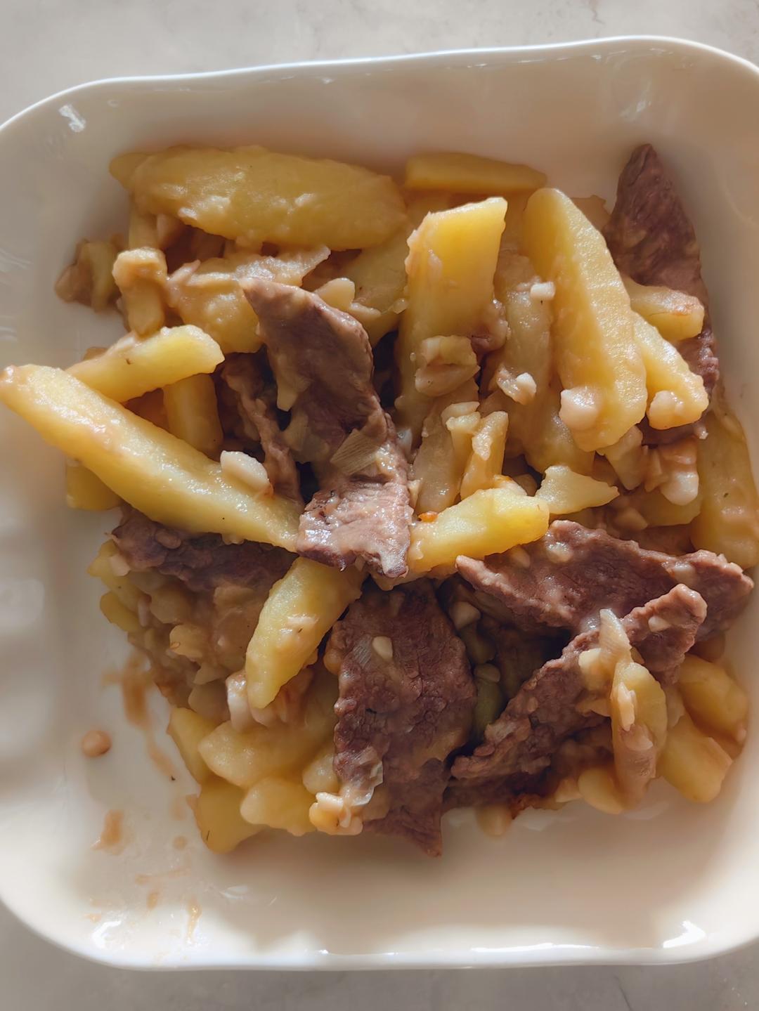 减脂午餐/土豆牛肉汤