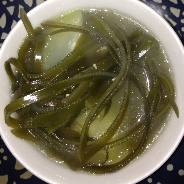 静好小厨做的冬瓜排骨海带汤