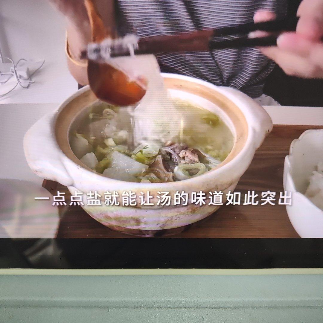 炖牛尾汤的做法