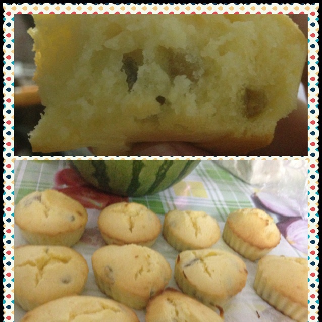 乳酪果干杯子蛋糕