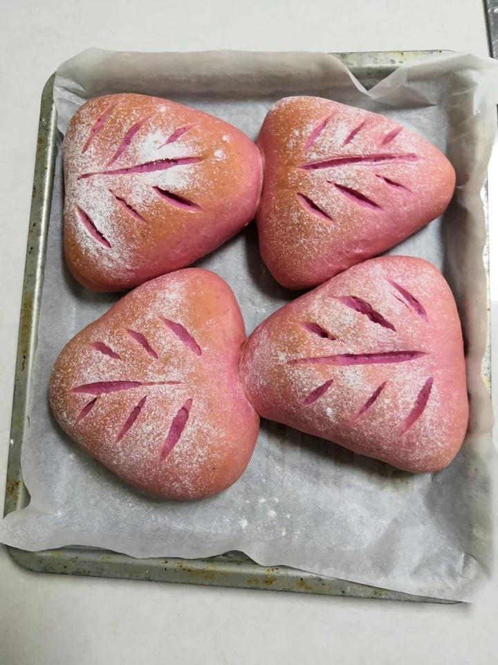 火龙果麻薯软欧