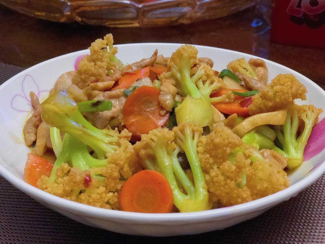 很“浪费”米饭的家常菜之一-------干锅菜花