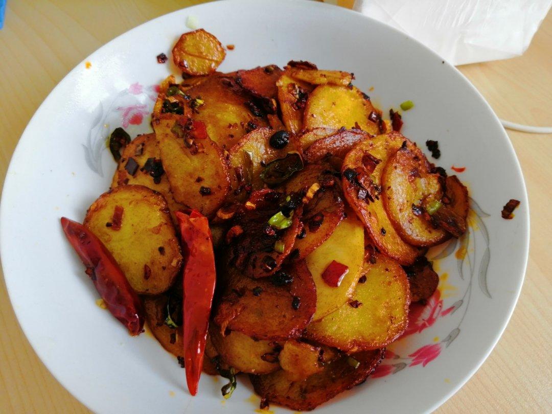 干锅土豆片