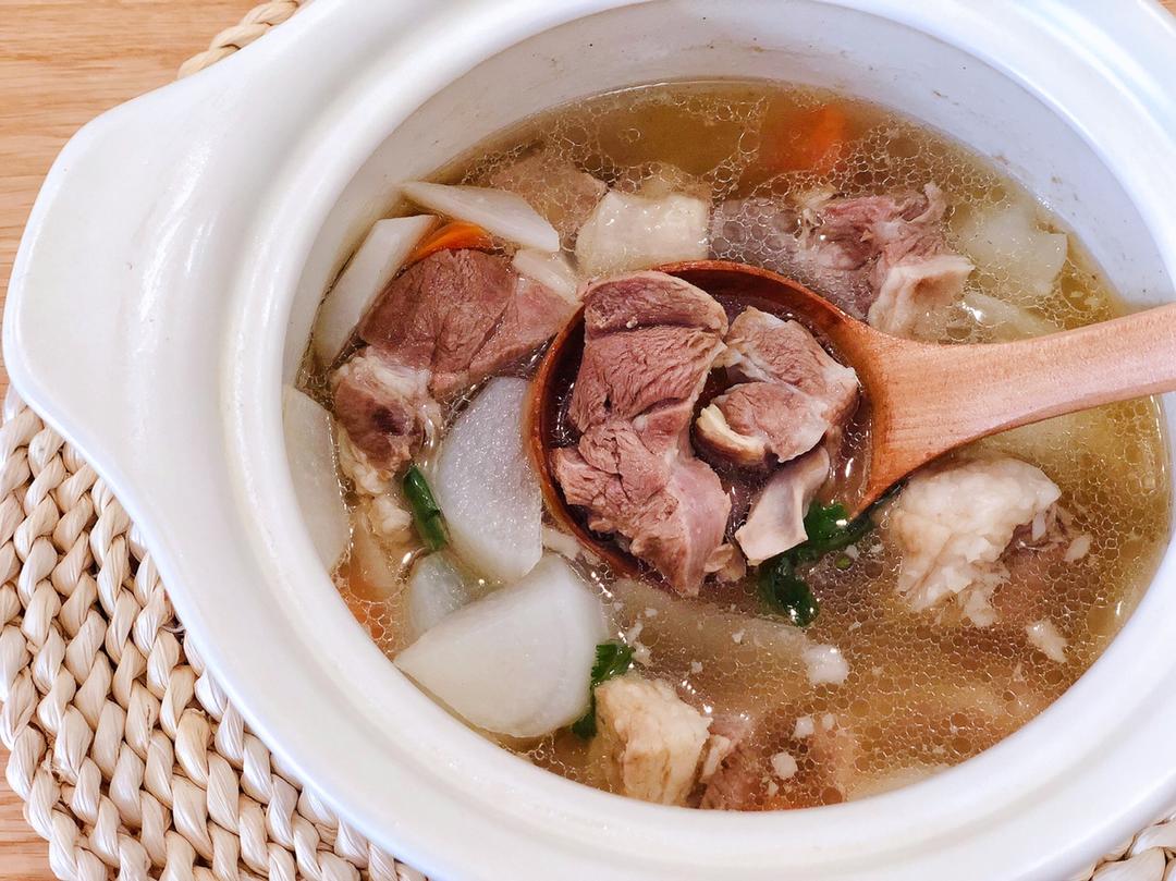 萌yunyun做的清炖羊肉