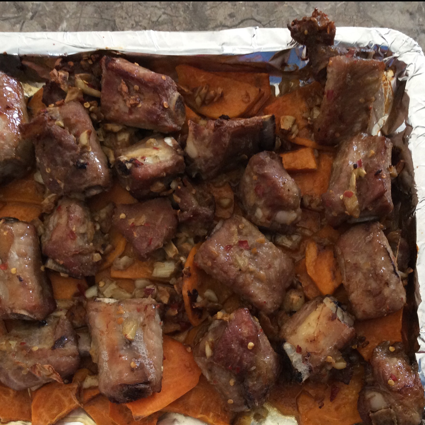 香到骨头里的蒜香排骨（烤箱）