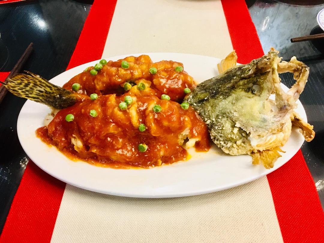 松鼠鲈鱼