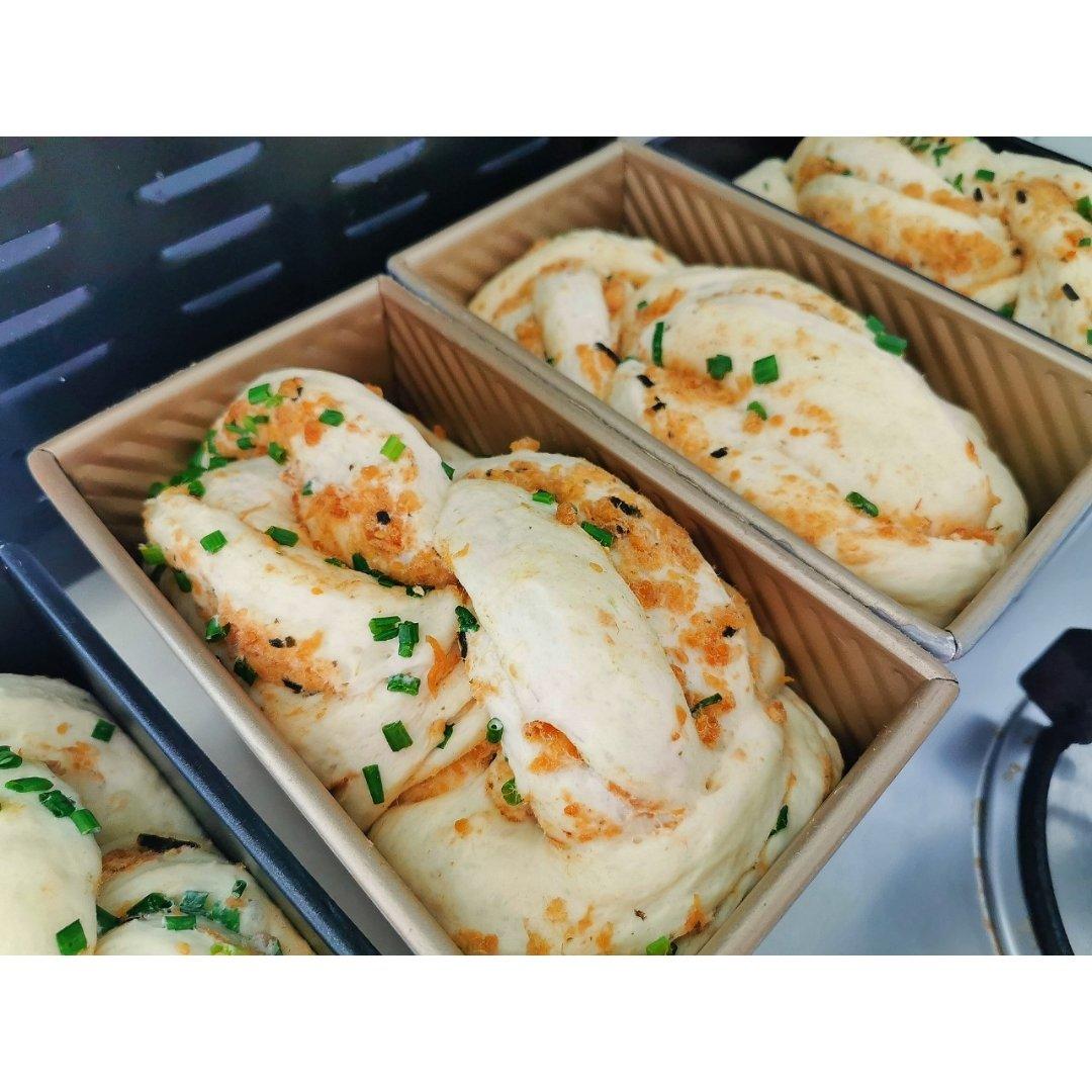 香葱肉松手撕吐司