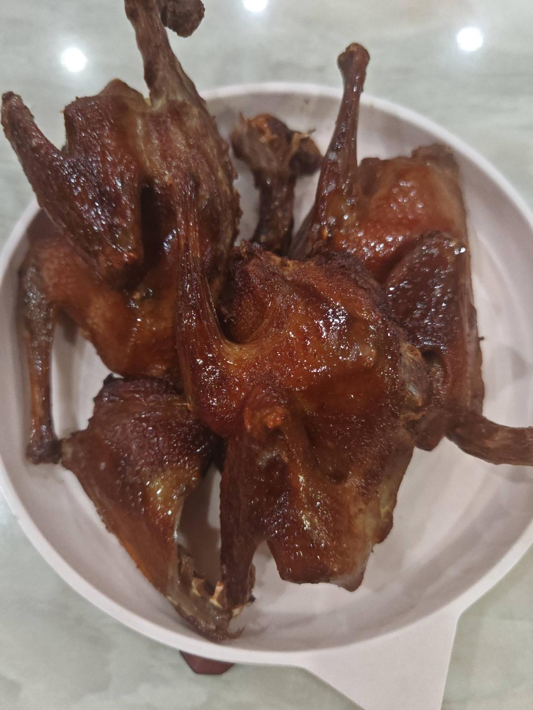 空气炸锅烤乳鸽