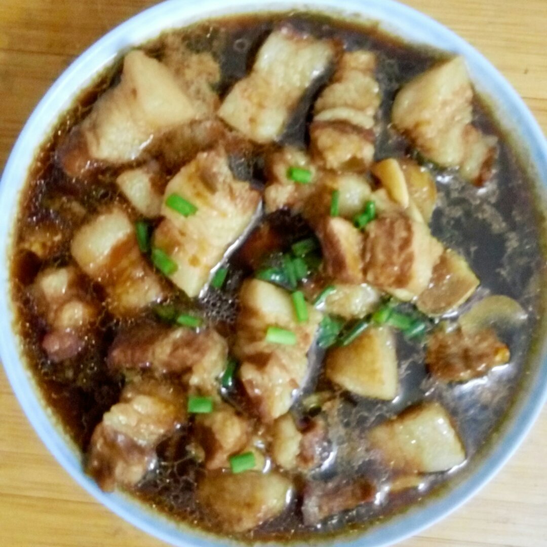 米饭杀手五花肉
（简易电饭煲版）