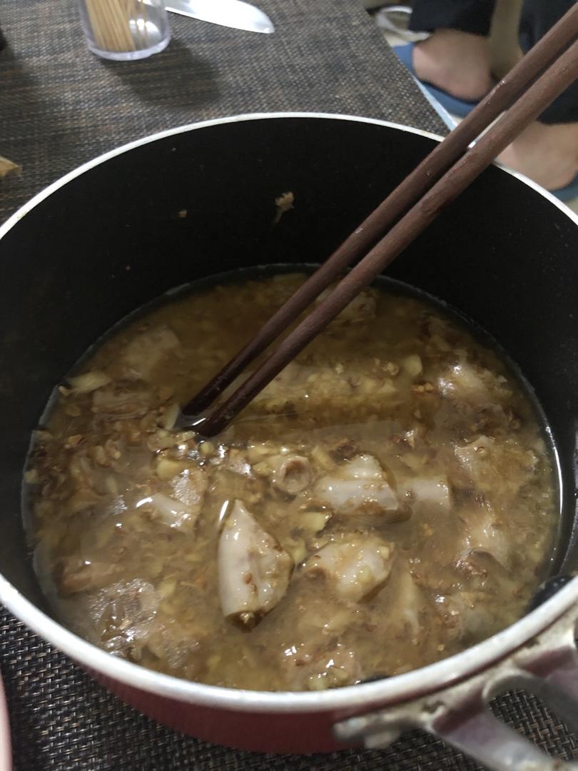 砂锅焗粉肠
