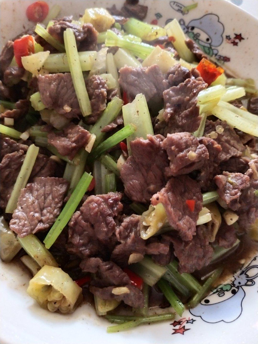 炒牛肉