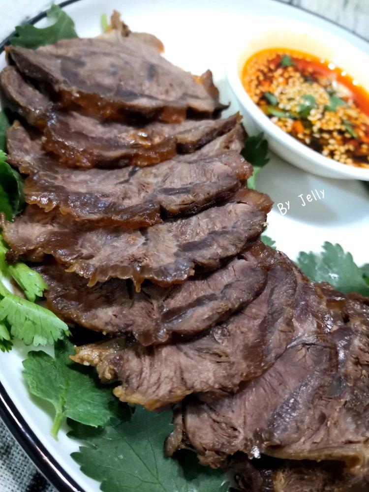 卤牛肉