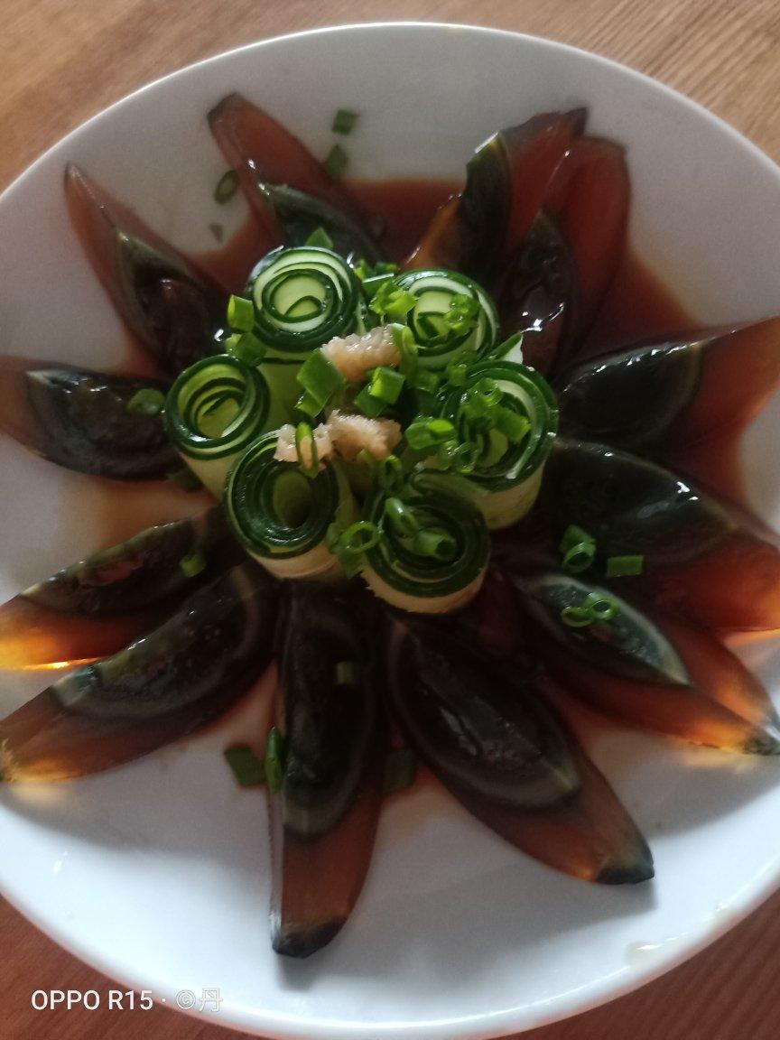 凉拌皮蛋