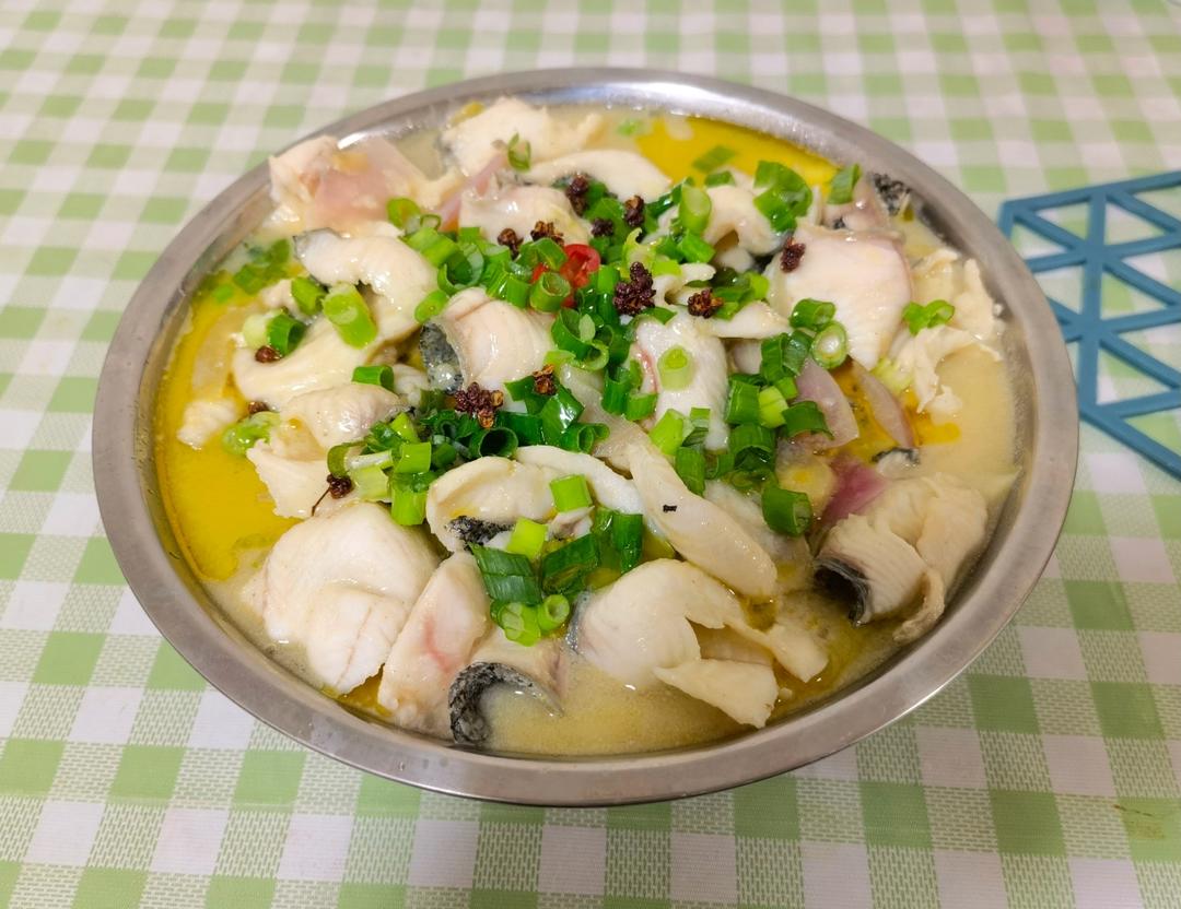 “又酸又菜又多鱼”的酸菜鱼（不需要调料包详细版）