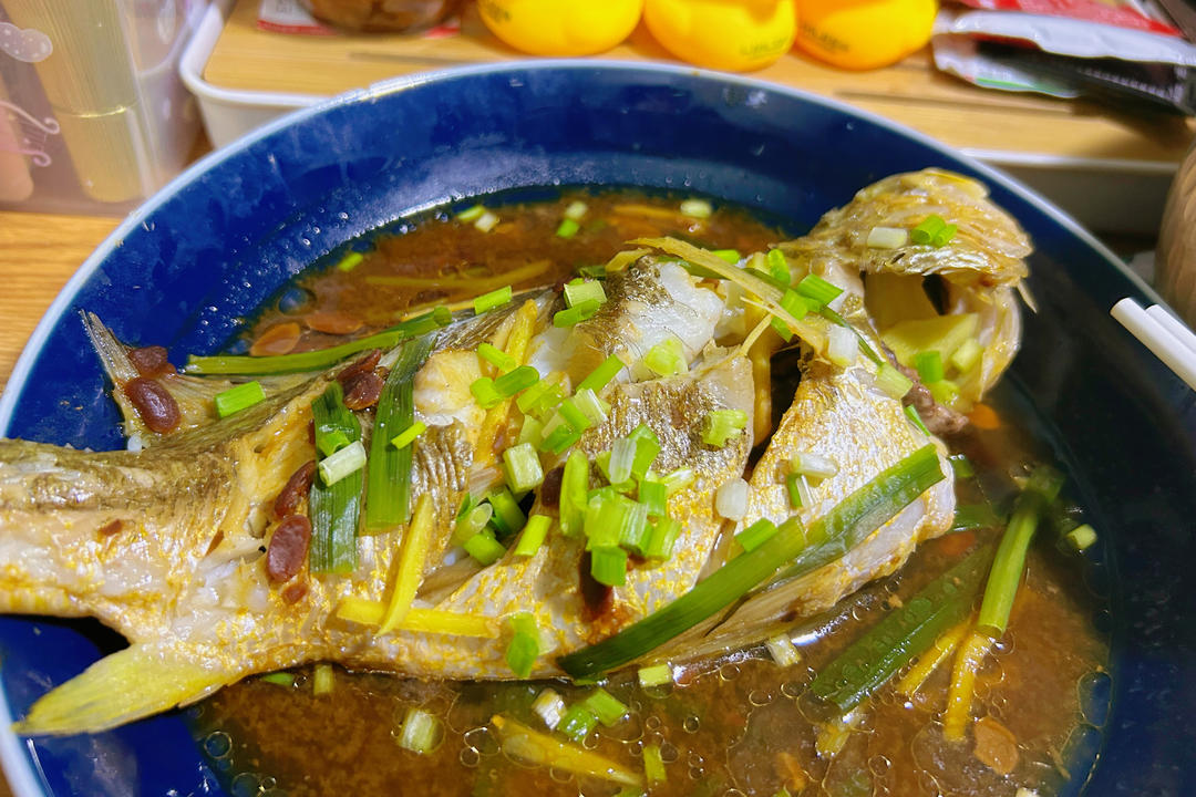 黄豆酱蒸鱼