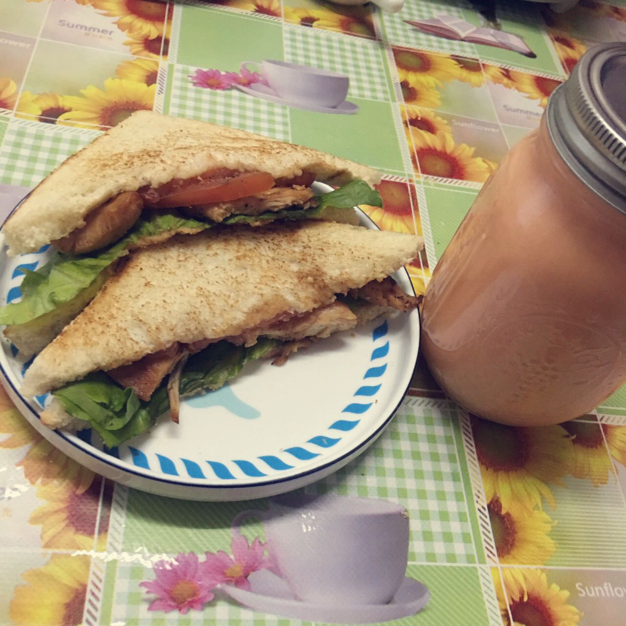 【煎鸡肉三明治】