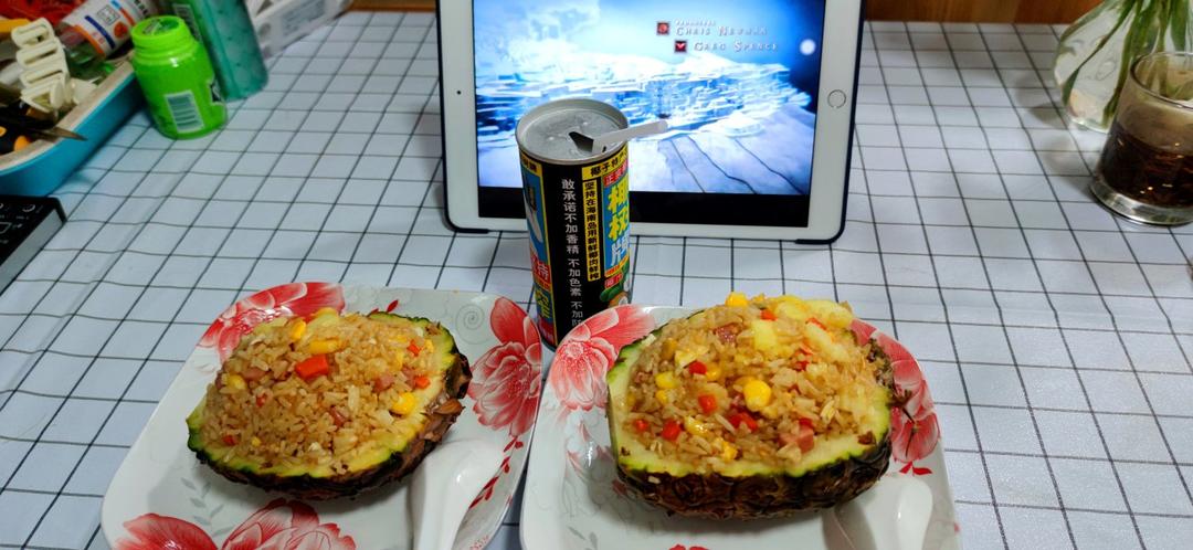 超正の泰式菠萝炒饭