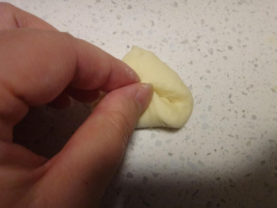 十三香小龙虾面包的做法 步骤11