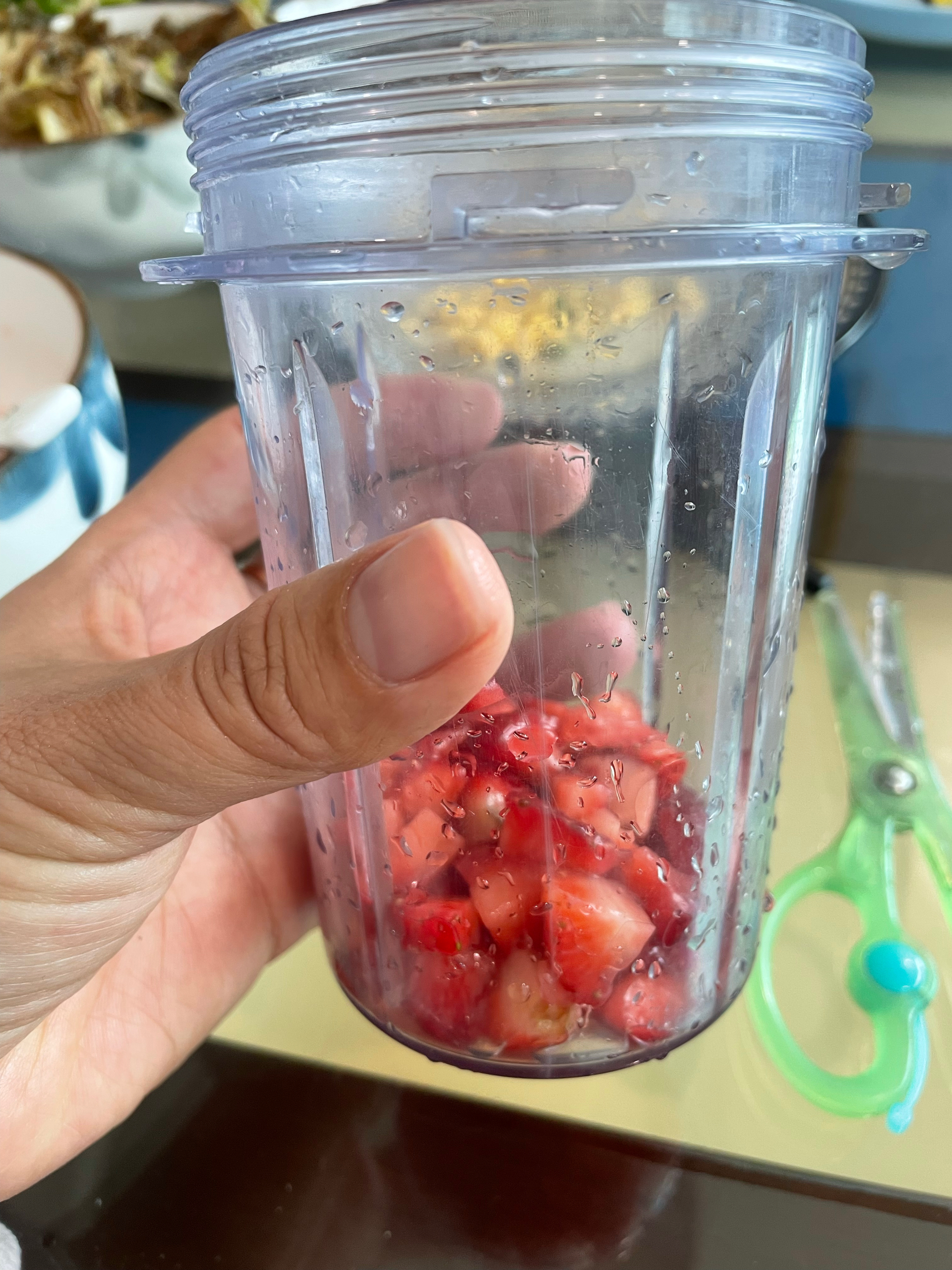 🍓消耗草莓的草莓牛奶饮的做法 步骤5