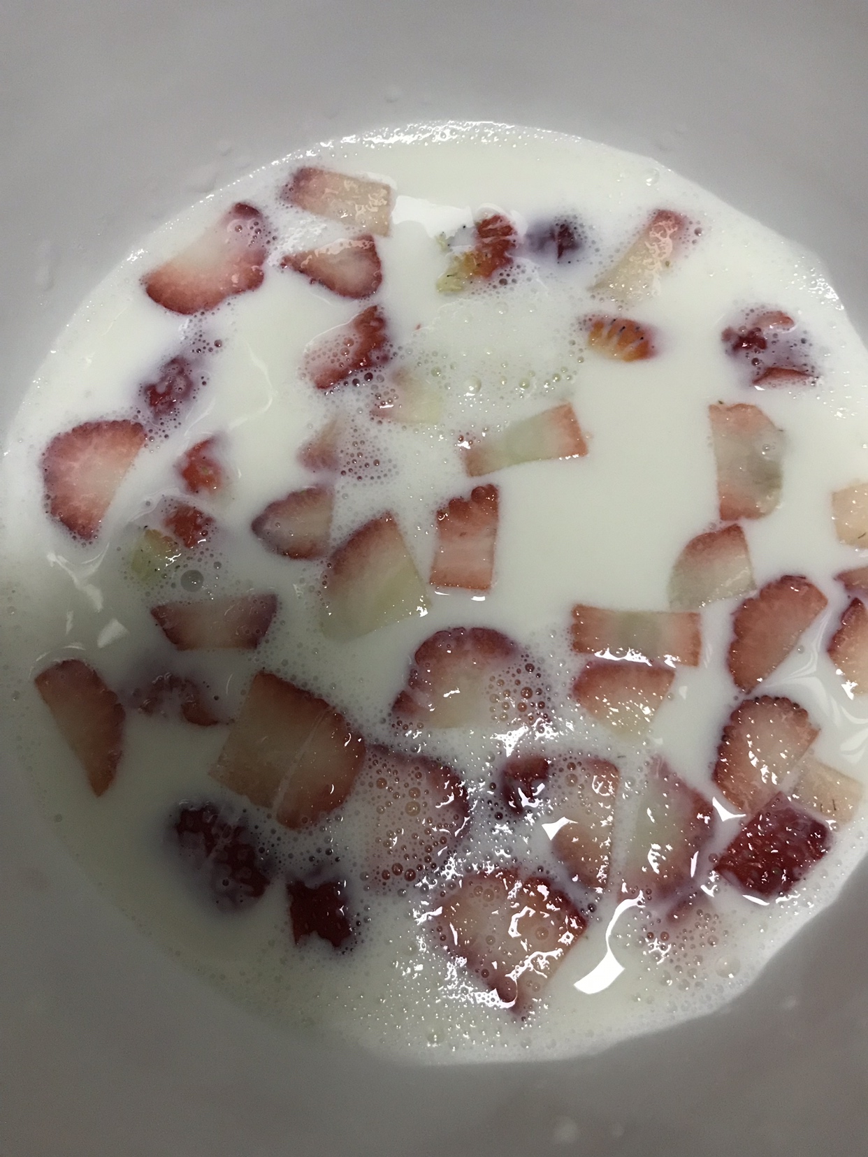 草莓牛奶布丁（吉利丁片）的做法