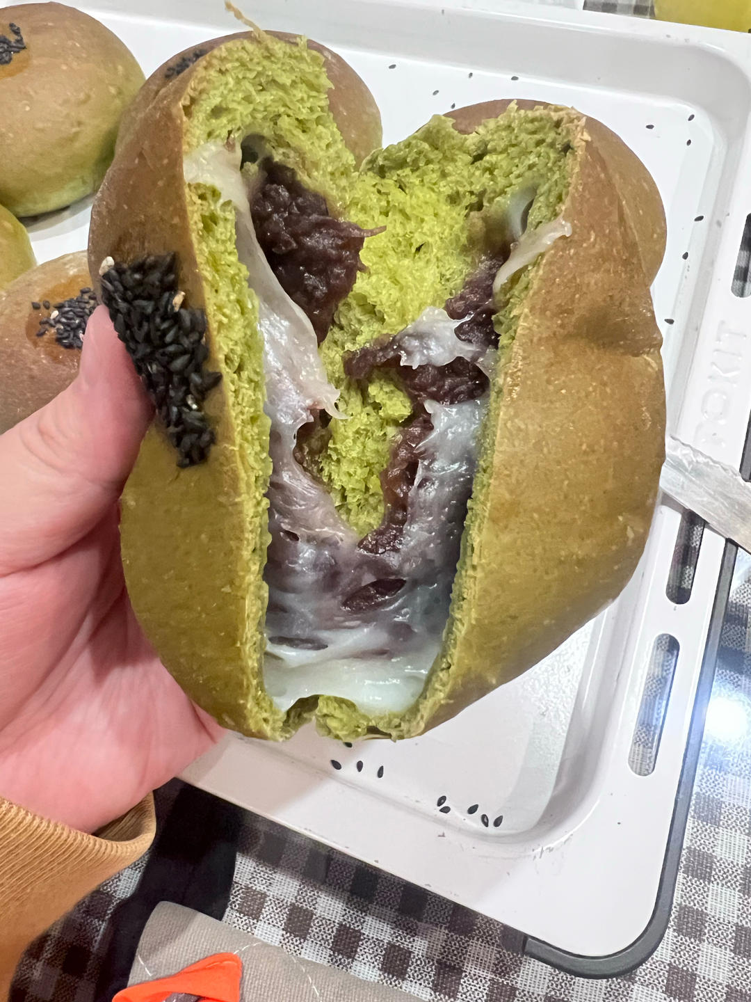 抹茶红豆花朵面包