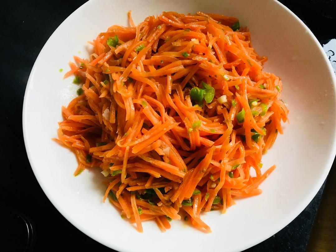 快手菜 清炒胡萝卜丝 writing1111做的清炒胡萝卜丝 writing1111