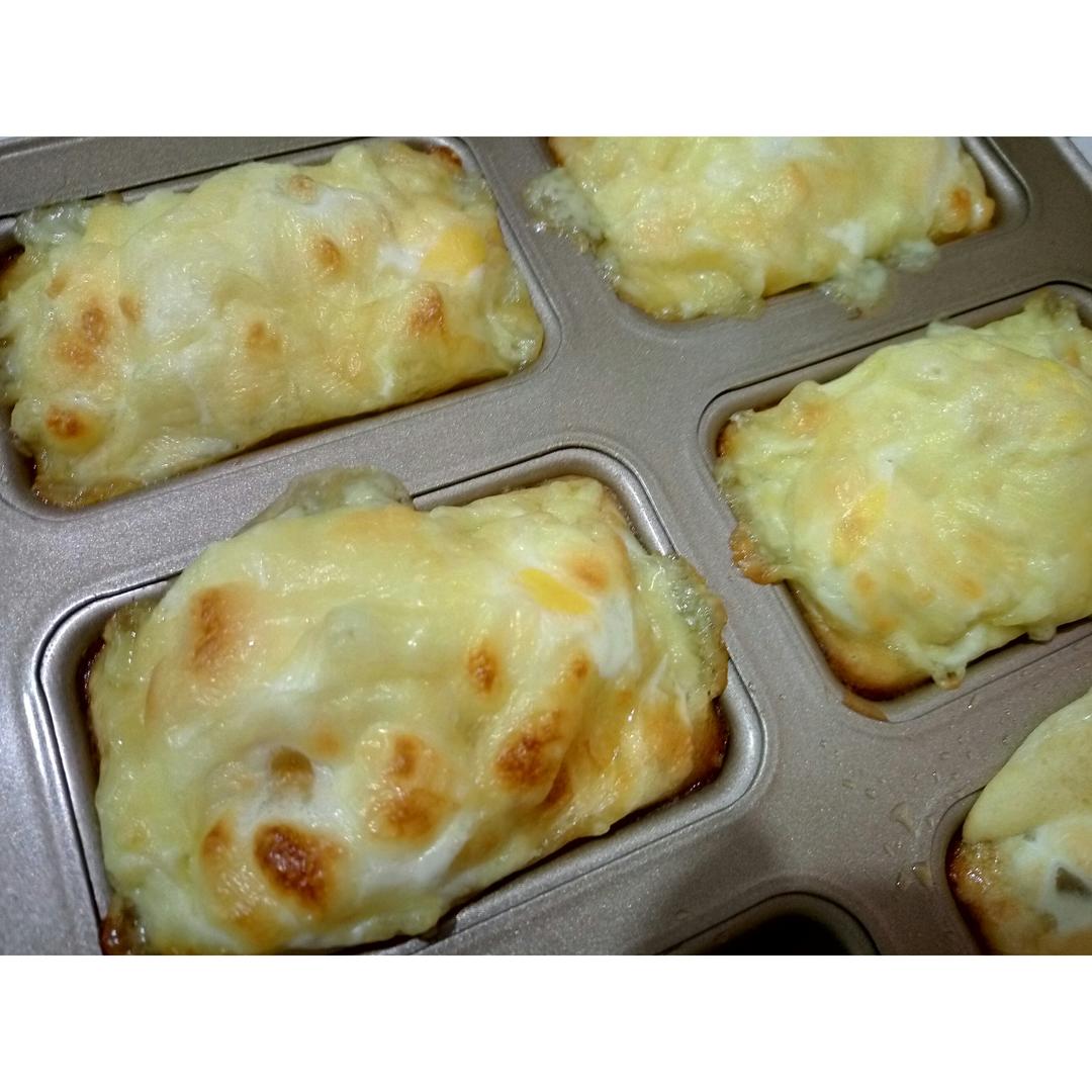 韩国街头流行的鸡蛋面包，做起来其实超级简单