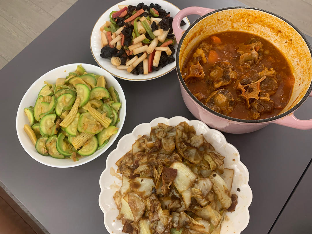 番茄牛尾汤--Staub珐琅铸铁锅