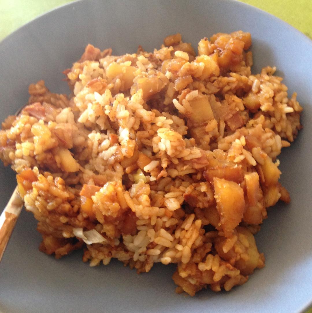 土豆焖饭（电饭锅版）