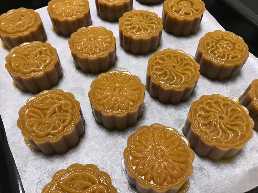 广式月饼——蛋黄莲蓉月饼