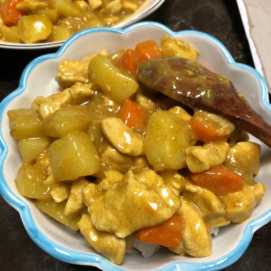 咖喱鸡块饭（百梦多咖喱超级简单版）