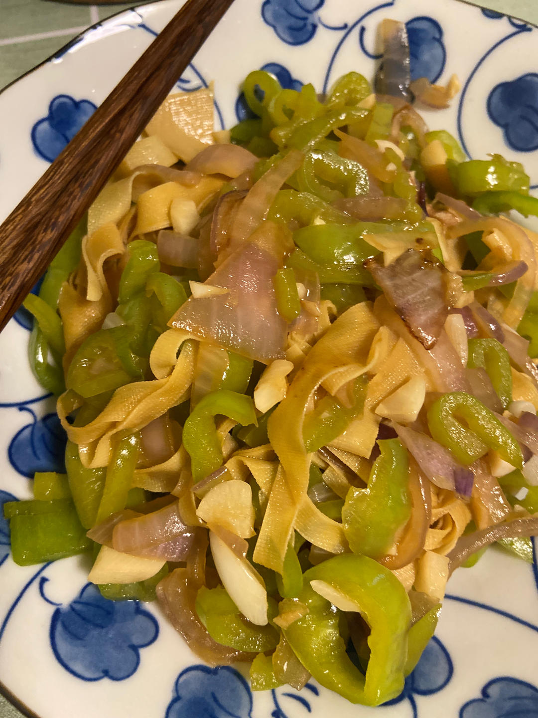 青椒炒豆皮