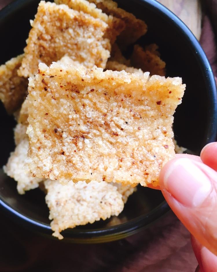 sharon蓝9911做的自制米饭锅巴