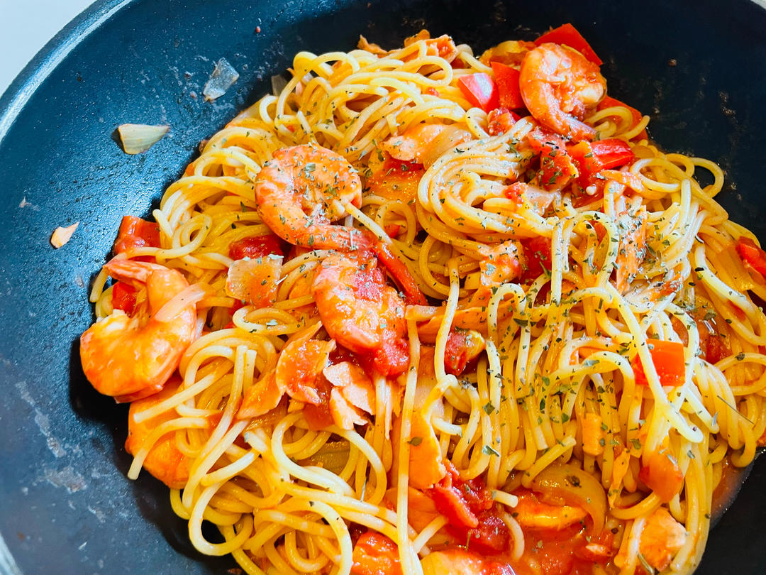 三文鱼大虾意大利面