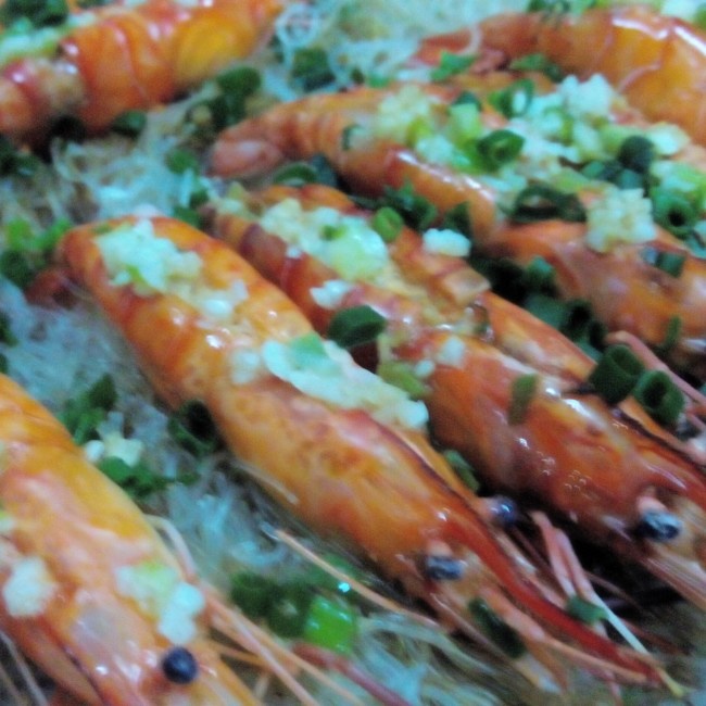 蒜蓉粉丝蒸大虾