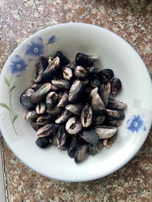 【夏日海虹鲜汤(青口贝)的做法步骤图】向日葵的记忆_下厨房