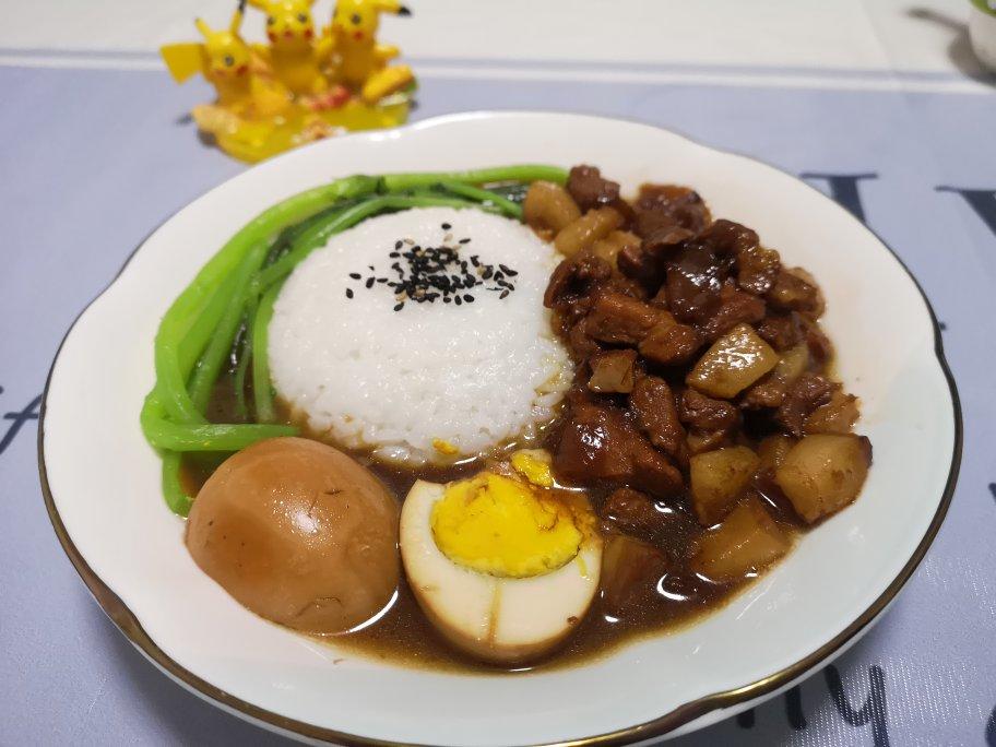 洋葱酥卤肉饭