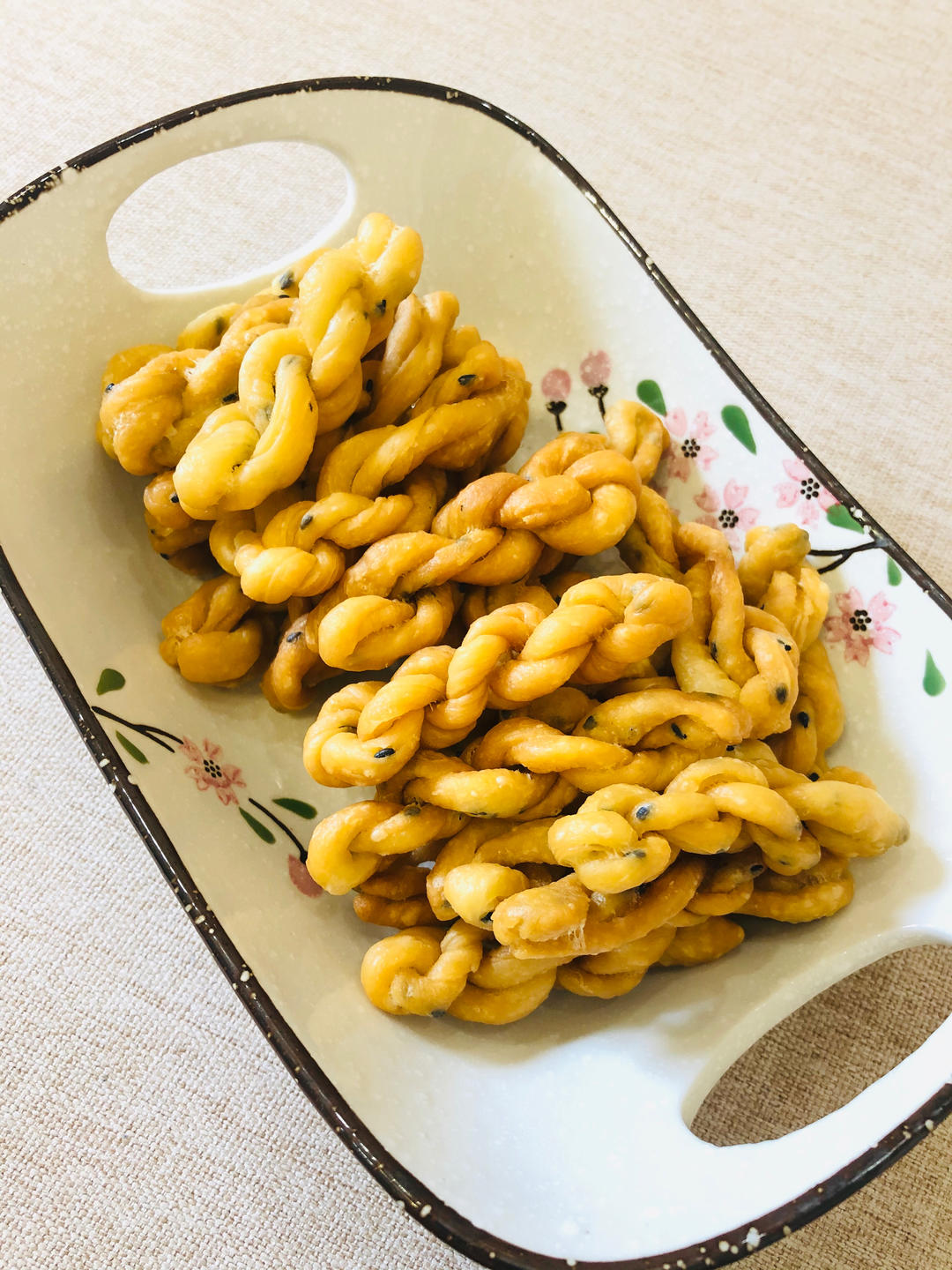 纯素美食｜香酥小麻花