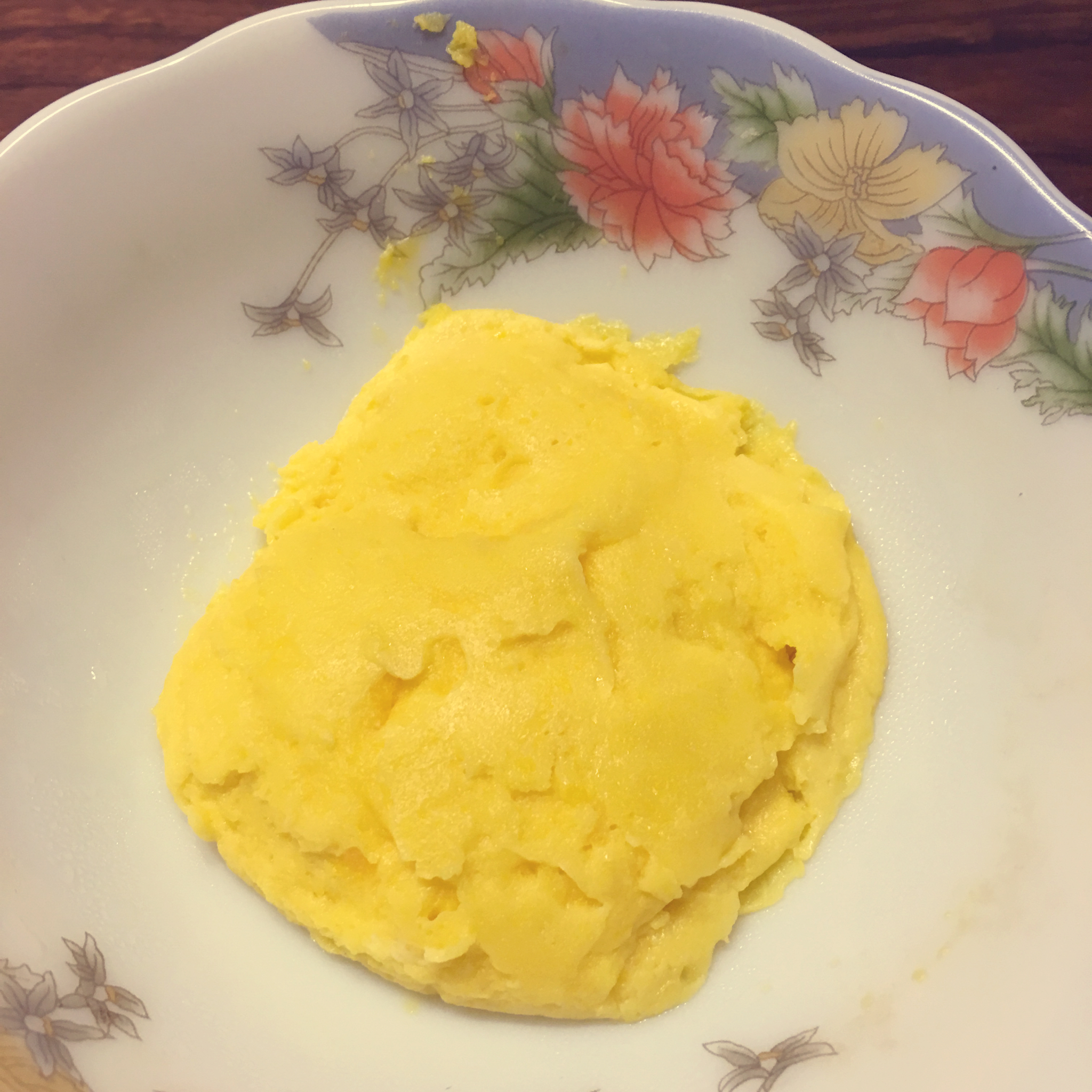 懒人食|1分钟微波炉柠檬酸奶小蛋糕（无油低脂版）